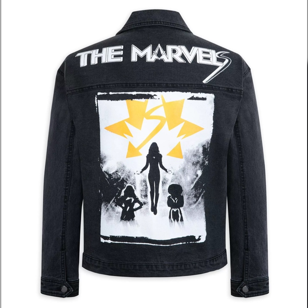Disney Park Women’s Marvel Black Washed Denim Jacket Oversized  XS